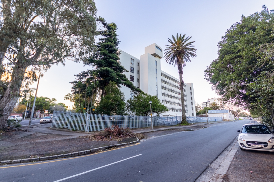 2 Bedroom Property for Sale in Wynberg Upper Western Cape